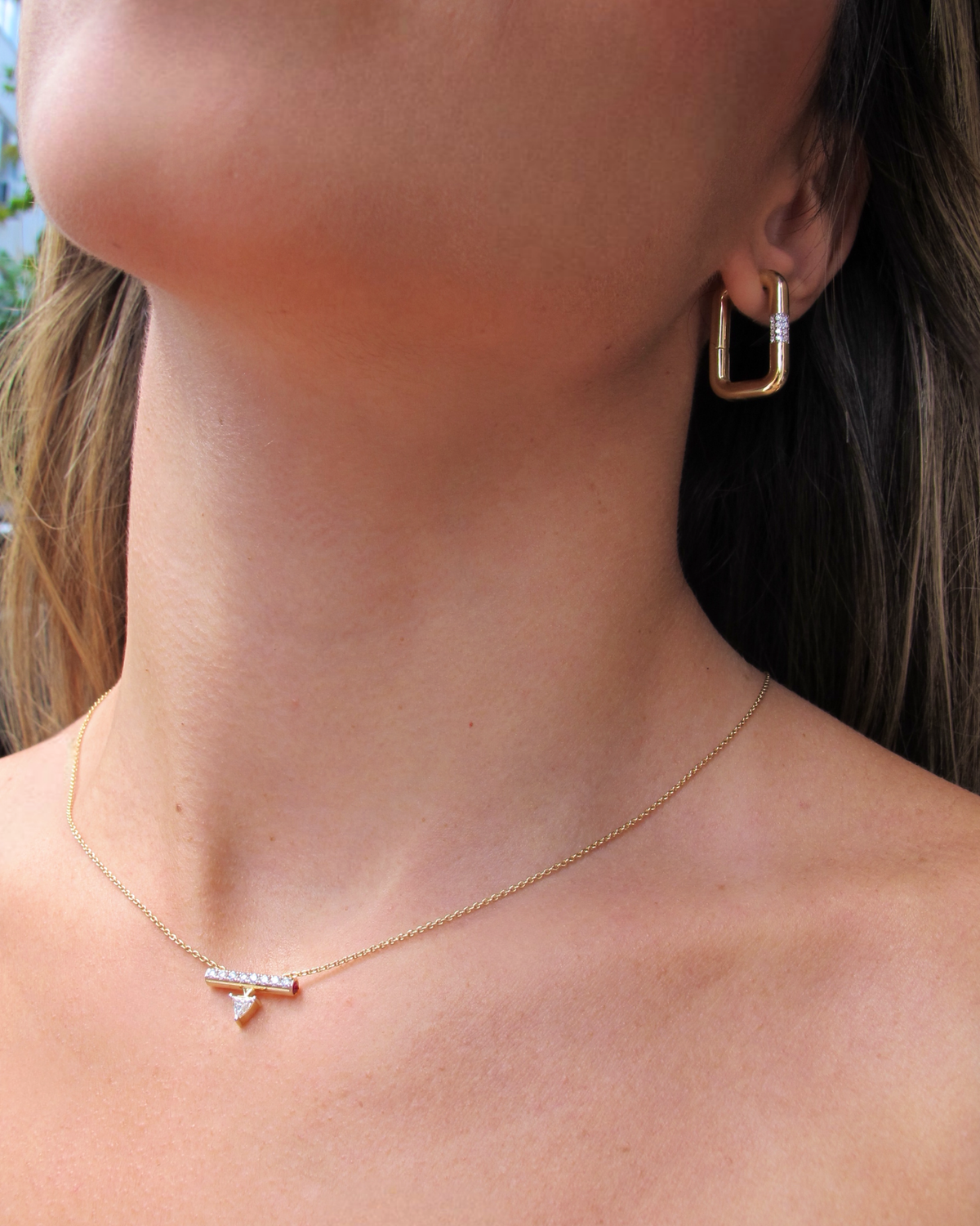 Bow Necklace