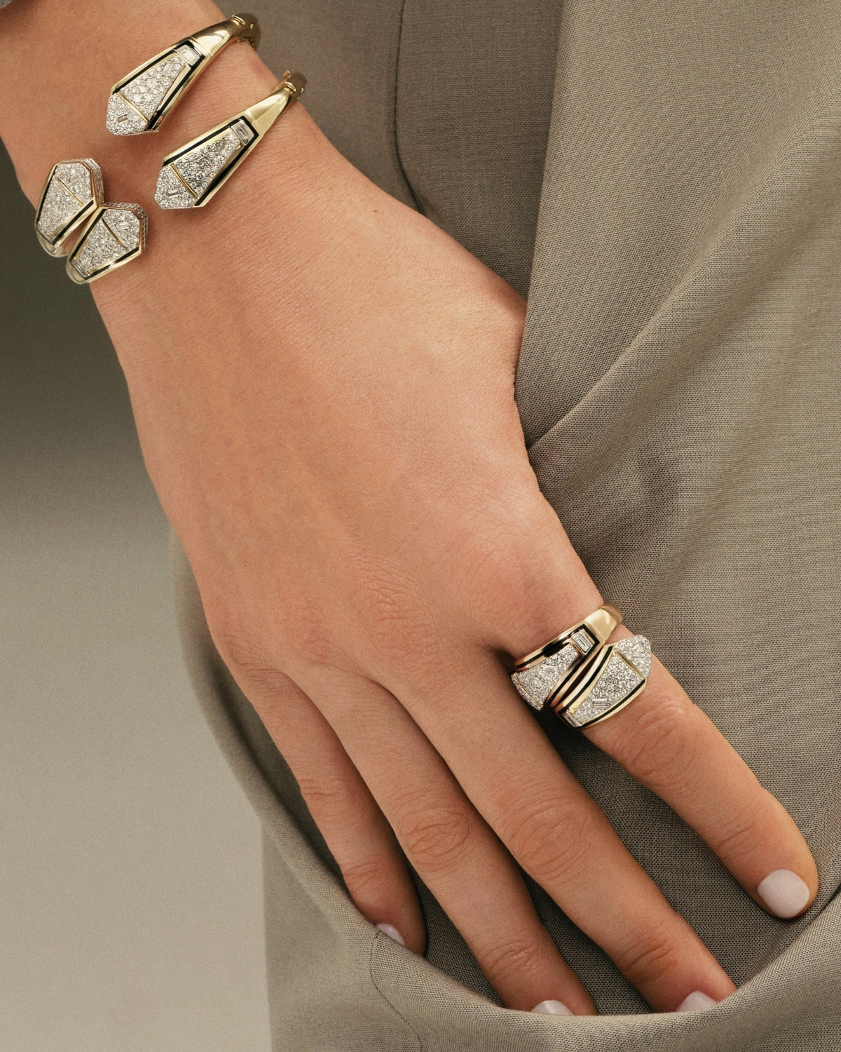 Anais Ring