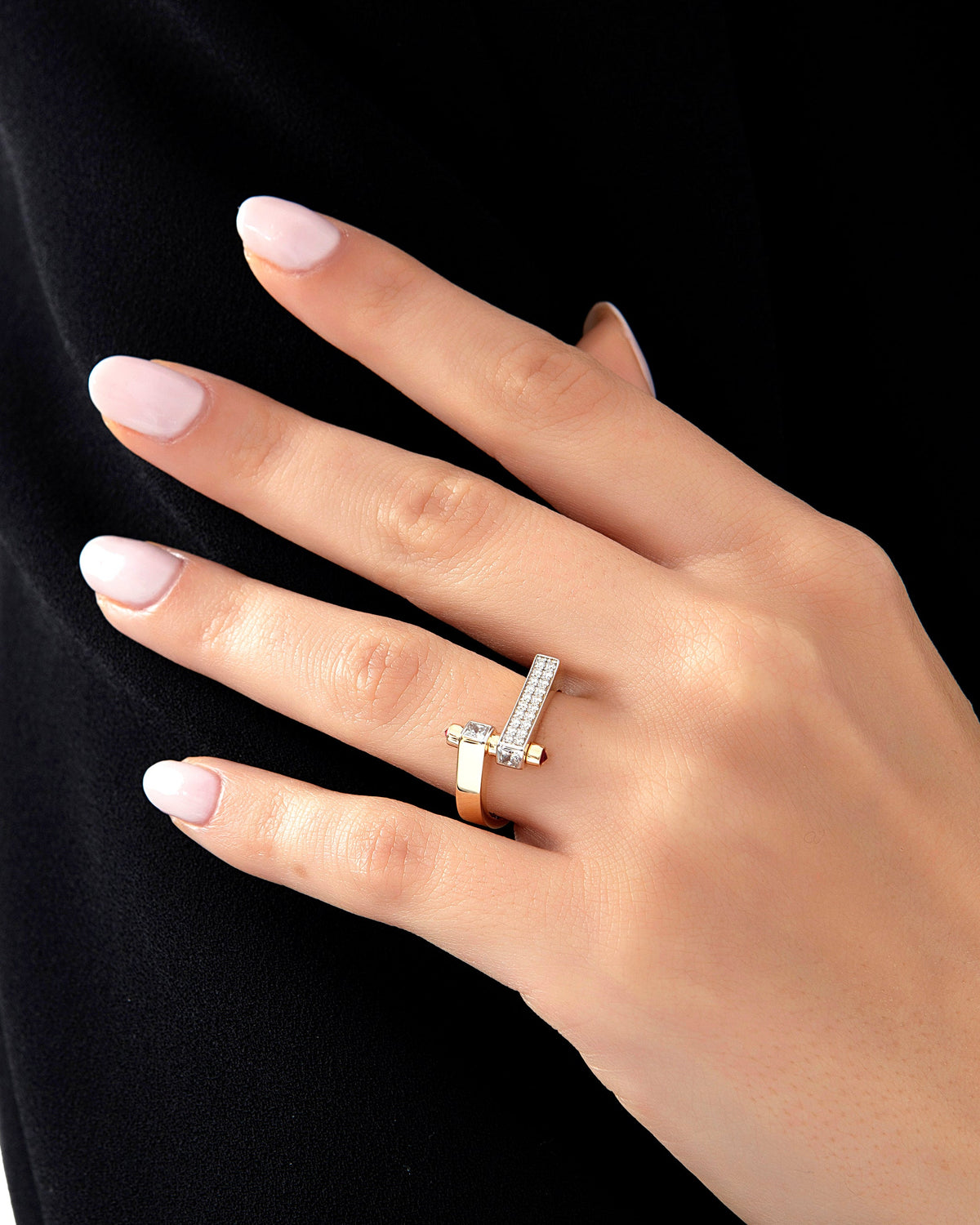 Sia Ligna Ring