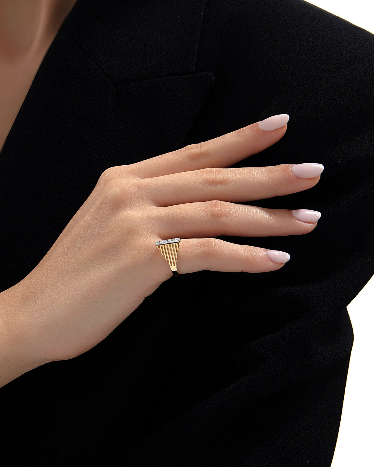 Rina Ring