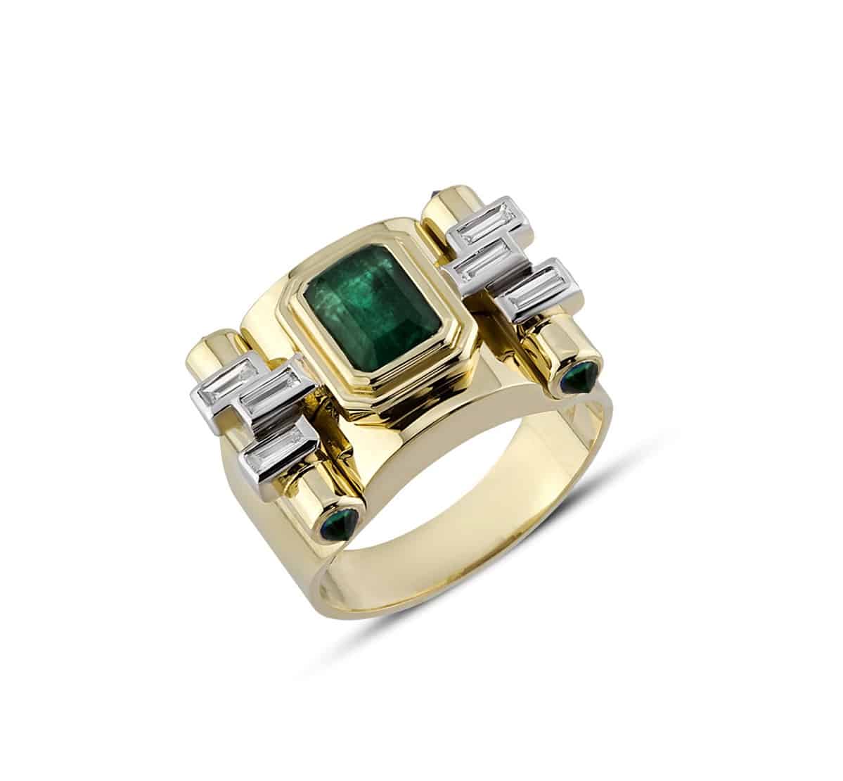 Emerald Greta Ring