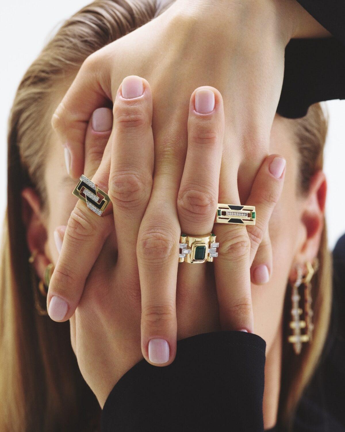 Emerald Greta Ring