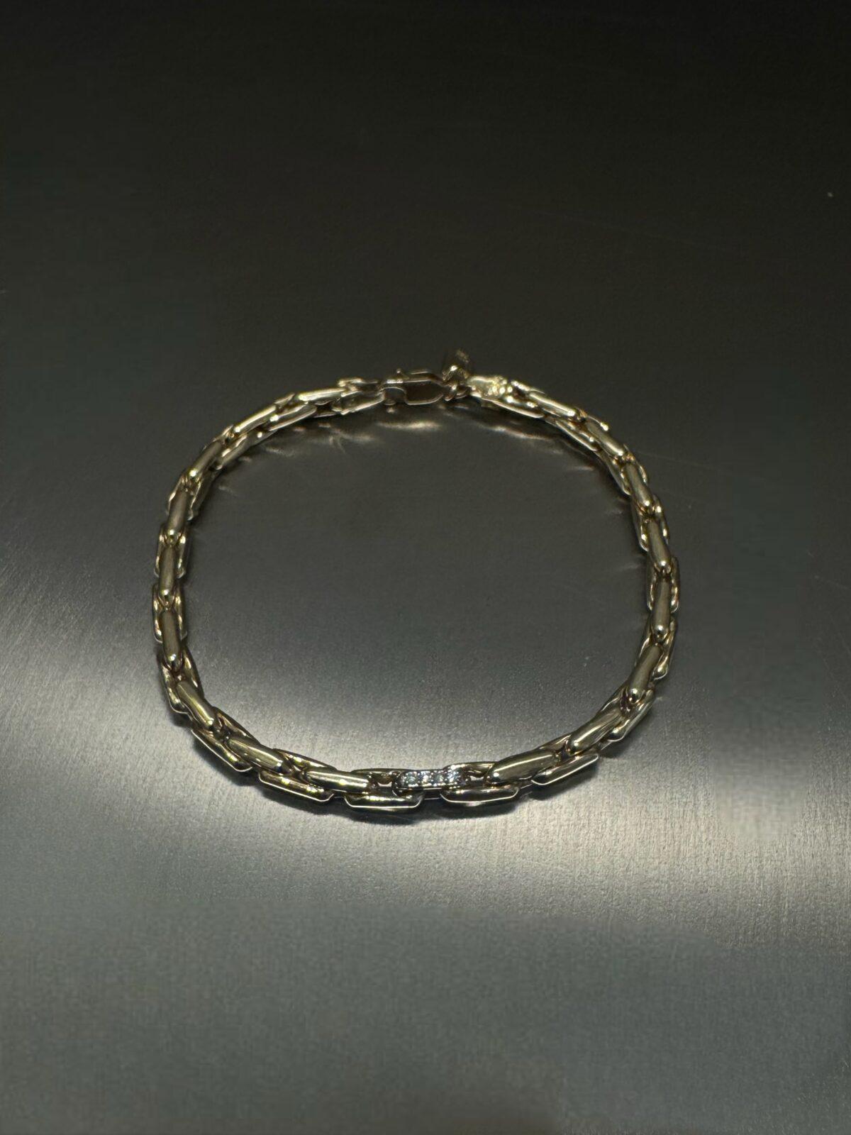 Bevolution Bracelet